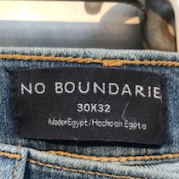 "Ripped" Slim Fit Jeans . Size: 30 x 32 . Black . (2) Pair Bundle . New w/ Tags - Picture 3 of 5